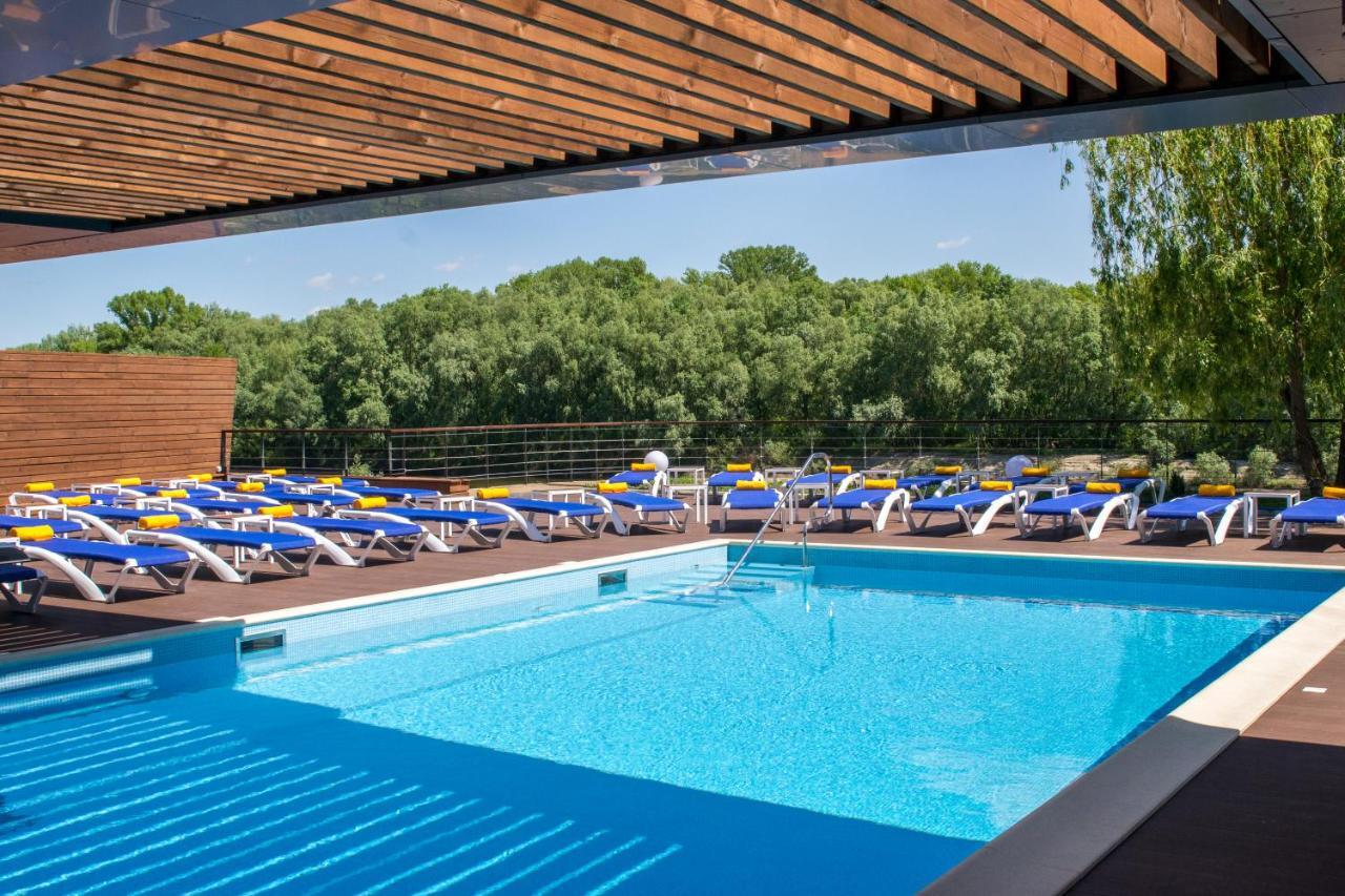 Riverside- Hotel And Mice Чернигов Экстерьер фото